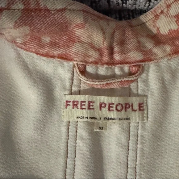 Free People Lua Floral Denim Jacket Size XS - Picture 6 of 7